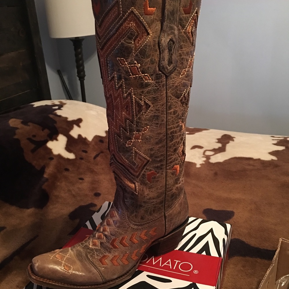 Corral boots size 8.5
